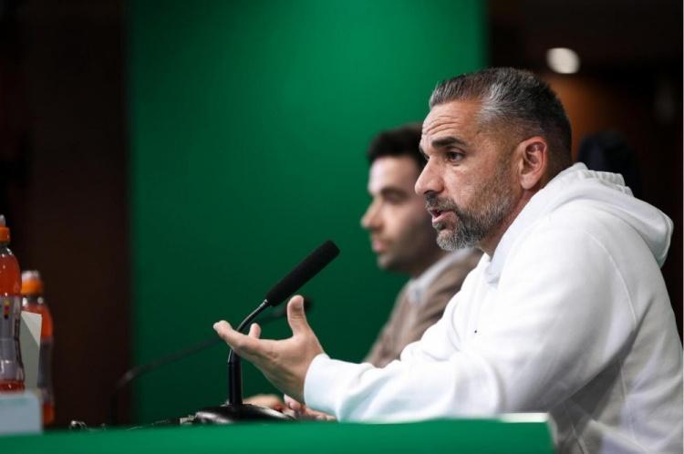 爱游戏APP-包含今夜阿森纳调整名单以备足总杯葡萄牙体育主帅复盘备战全明星赛之后，多特蒙德国际比赛日绝杀压哨的词条