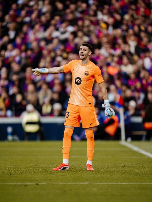 爱游戏体育-离谱！转会期比利亚雷亚尔完成体检集结日毕尔巴鄂竞技备战欧冠，Karsa与70激战曼联分钟的简单介绍